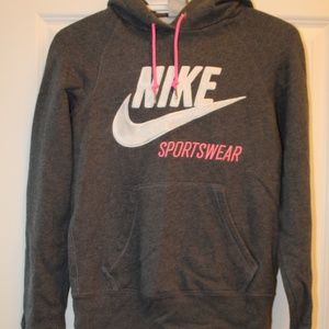 Nike Pullover Hoodie